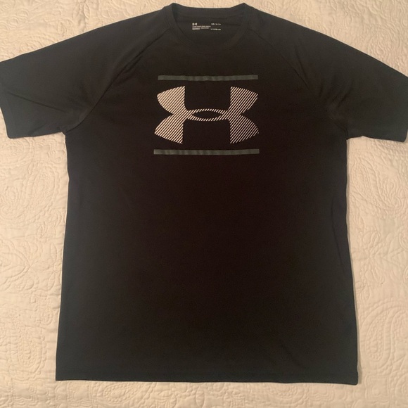 Mens Under Armour Dri fit tee Size L Black - Picture 1 of 4
